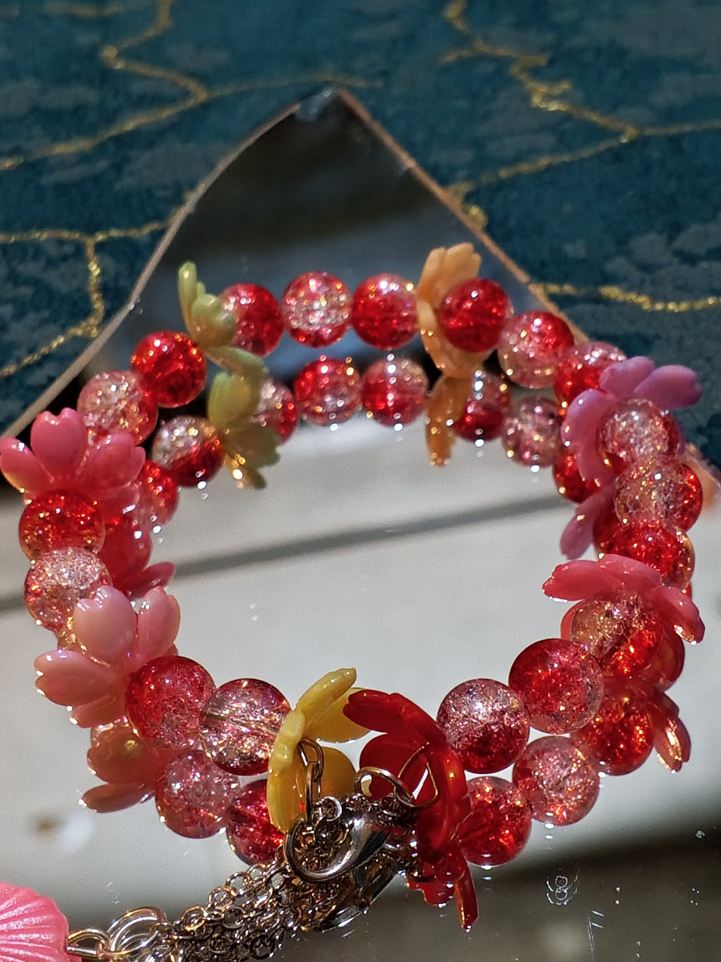 Red Crystals Ball Bracket