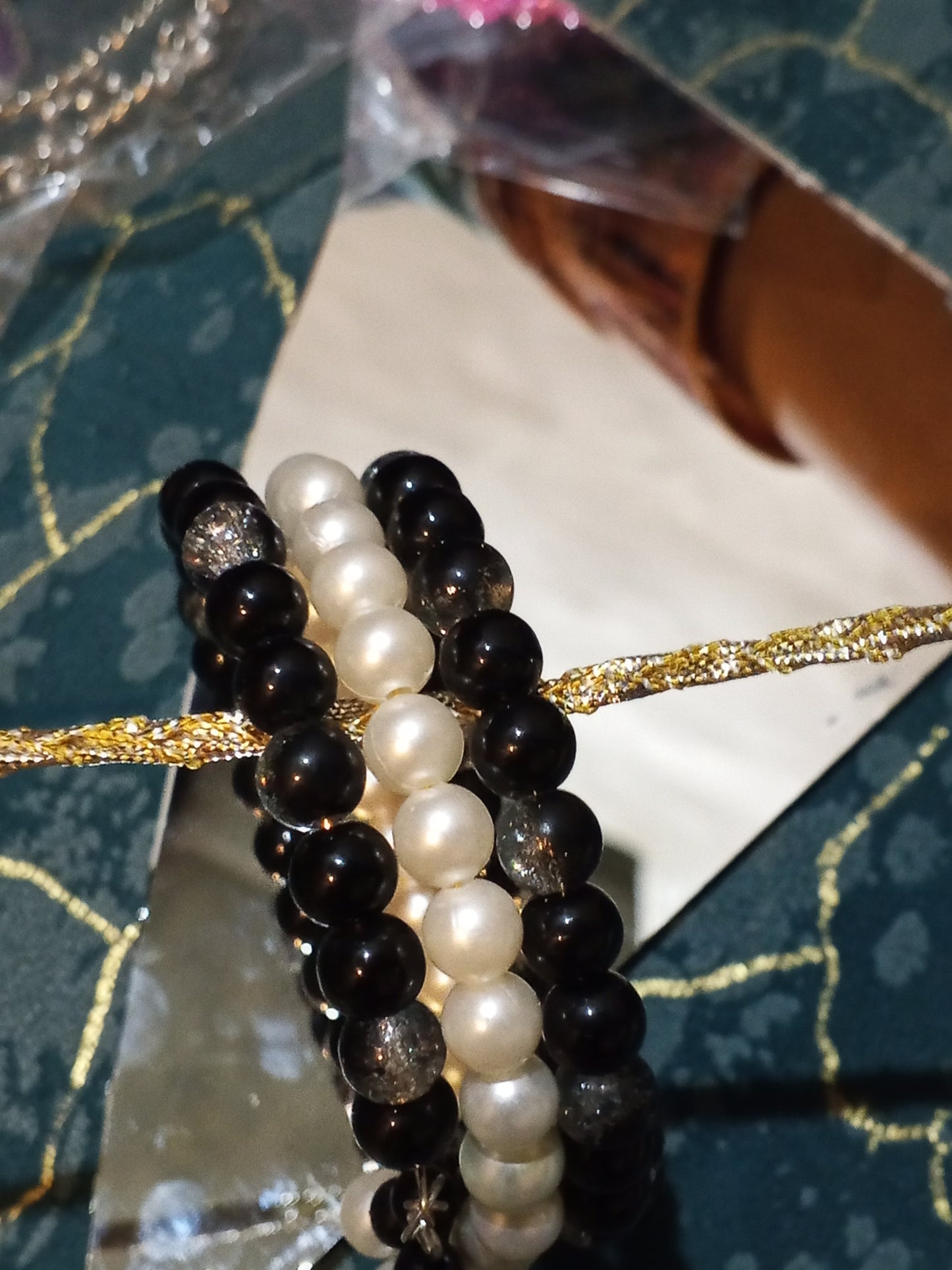 3 Layers Black and White Stacked Bead Bracelet | FH Collection